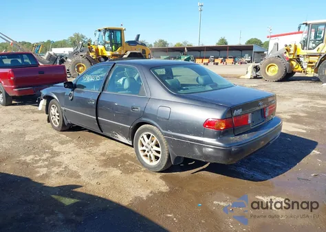 2001 Toyota Camry Xle V6 from USA, damaged, VIN 4T1BF28K01U963902